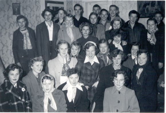 Duwain & Cecilia with Holy Redeemer kids after caroling in Dec 1951